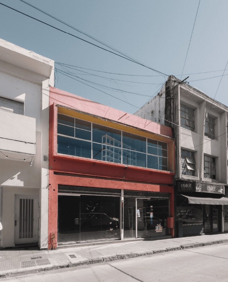 VENDO IMPORTANTE LOCAL COMERCIAL CENTRICO