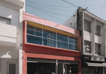 VENDO IMPORTANTE LOCAL COMERCIAL CENTRICO