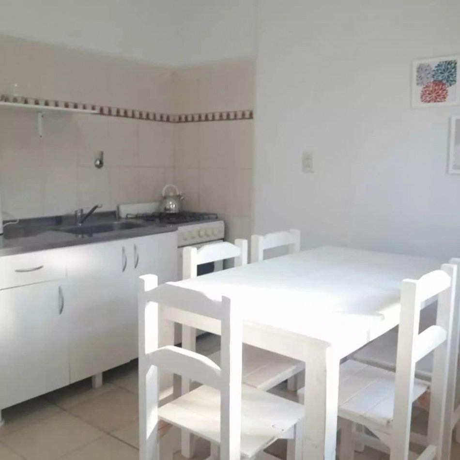 VENDO DEPTO 1 DORM ZONA PLAZA SAENZ PEÑA