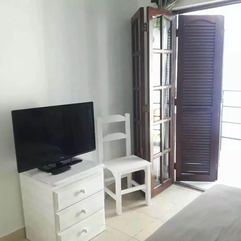 VENDO DEPTO 1 DORM ZONA PLAZA SAENZ PEÑA