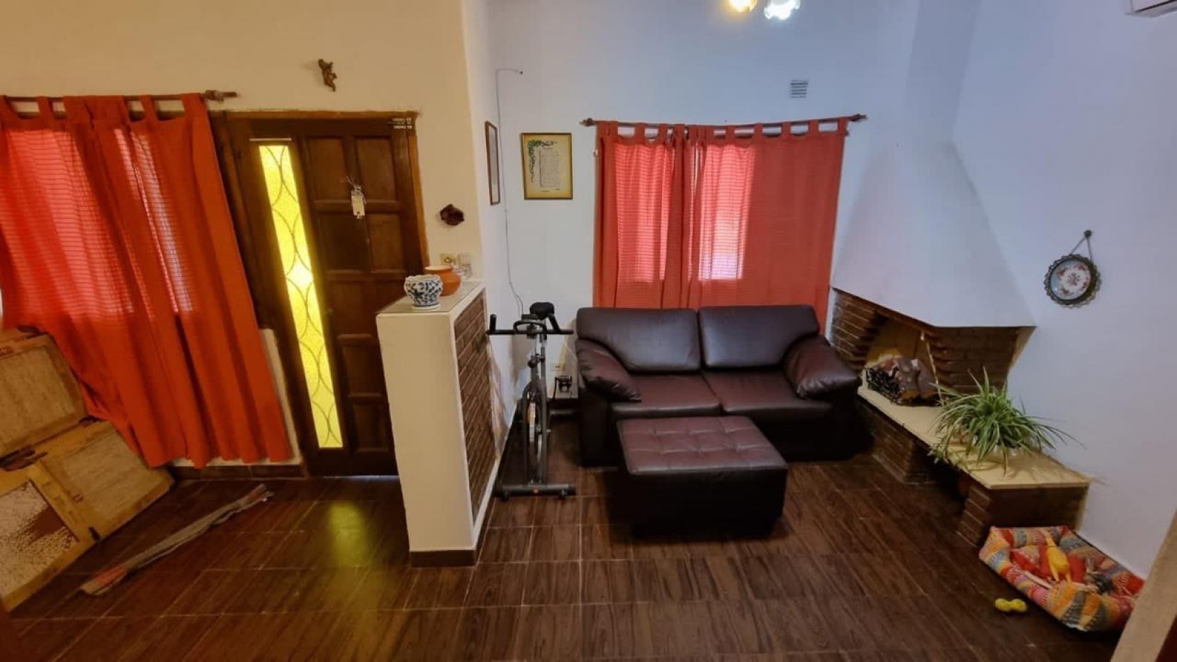 VENDO CASA 3 DORM ZONA AV DE LAS AMERICAS Y EL PARACAO