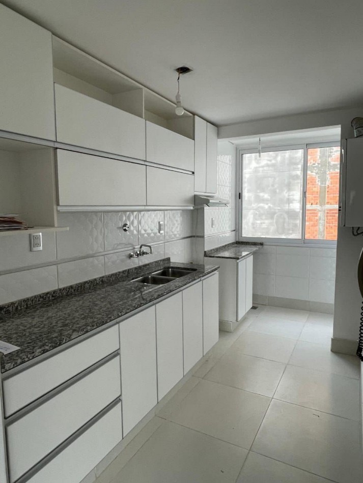 VENDO HERMOSO DEPTO 2 DORM ZONA PARQUE 