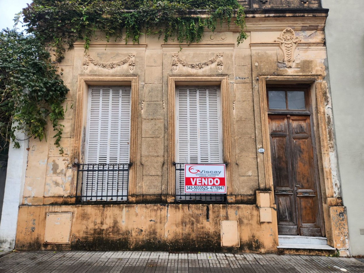VENDO CASA A RECICLAR ZONA CASA DE GOBIERNO 