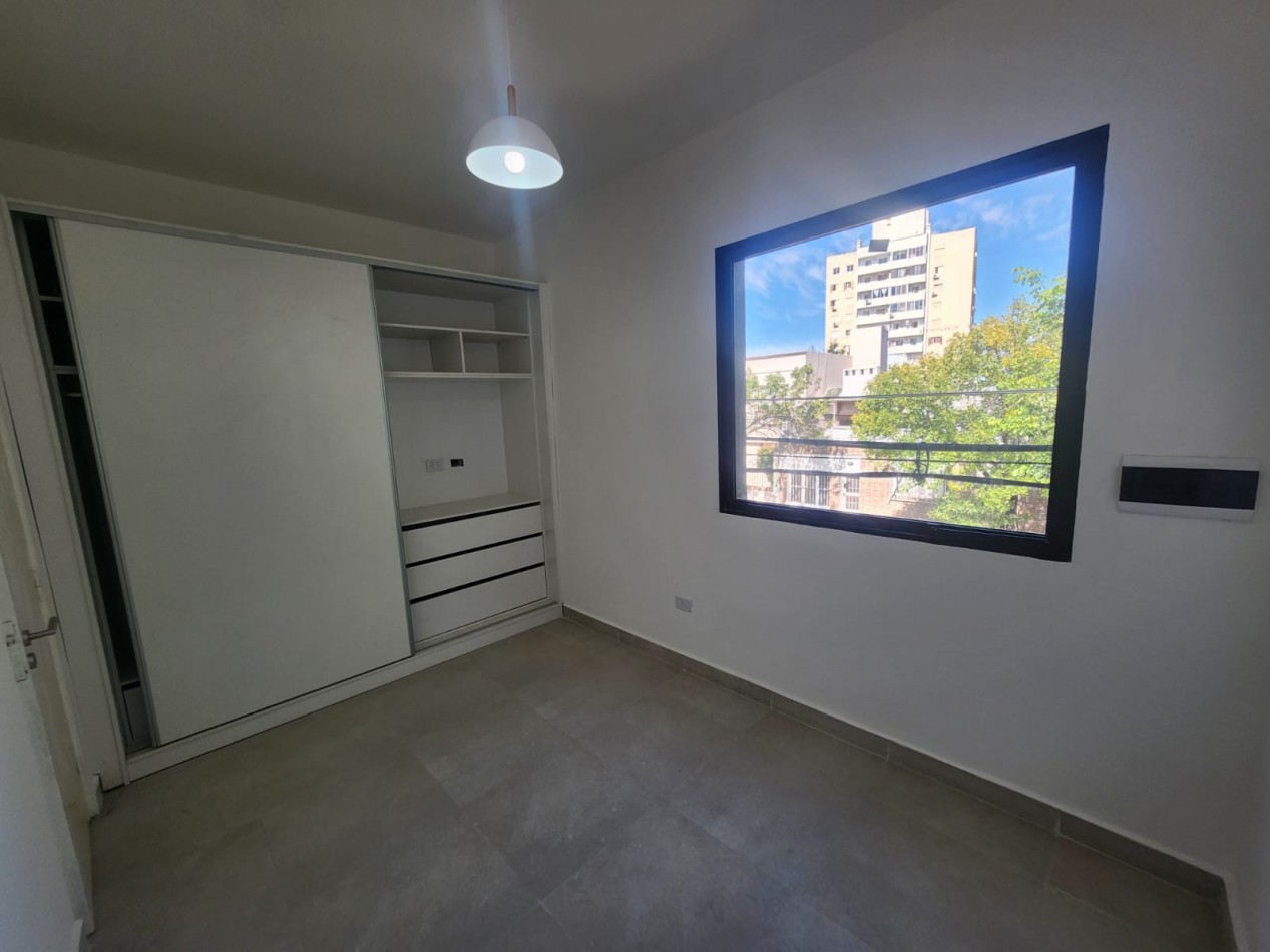ALQUILO CASA ZONA CENTRO 2 DORMITORIOS, 2 BAÑOS $900.000 FINALES