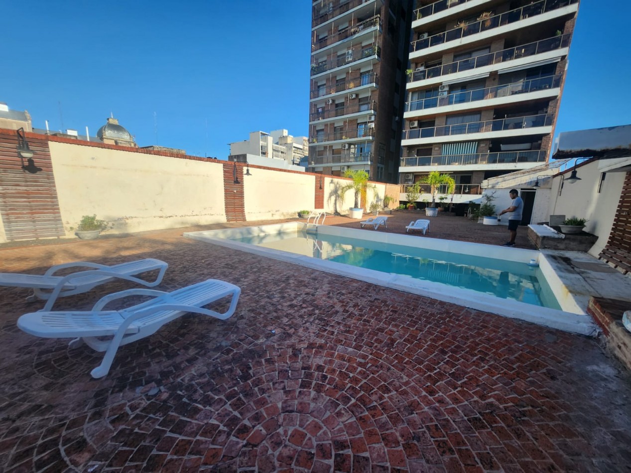 ALQUILO DEPTO 1 DORMITORIO $380.000 FINAL. ZONA CENTRO. EDIFICIO CON QUINCHO Y PILETA