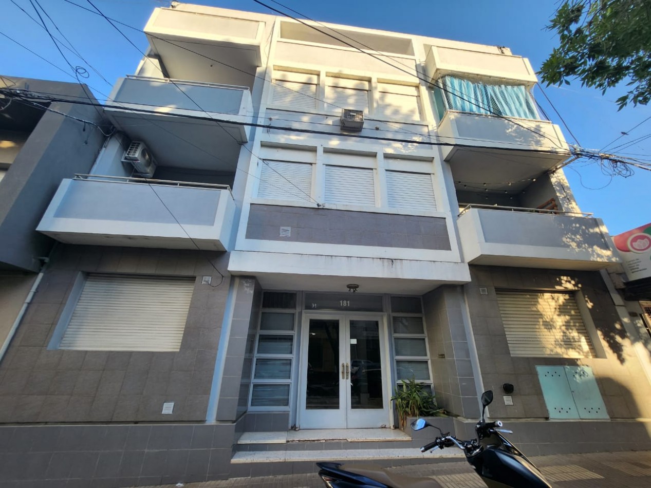 ALQUILO MONOAMBIENTE ZONA PARQUE $300.000 +EXP+IMP