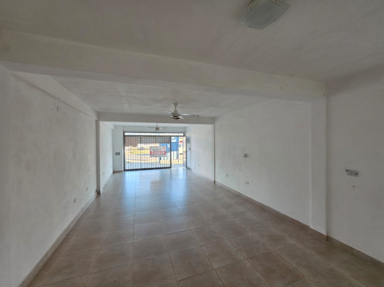 ALQUILO LOCAL EN AV. NEWBERY $290.000 FINAL