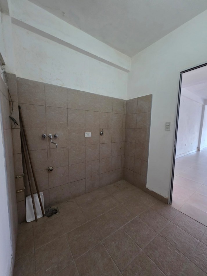 ALQUILO LOCAL EN AV. NEWBERY $290.000 FINAL