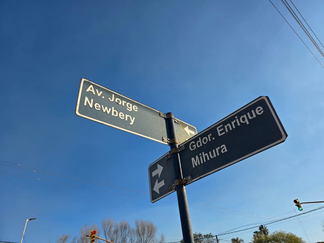 ALQUILO LOCAL EN AV. NEWBERY $290.000 FINAL