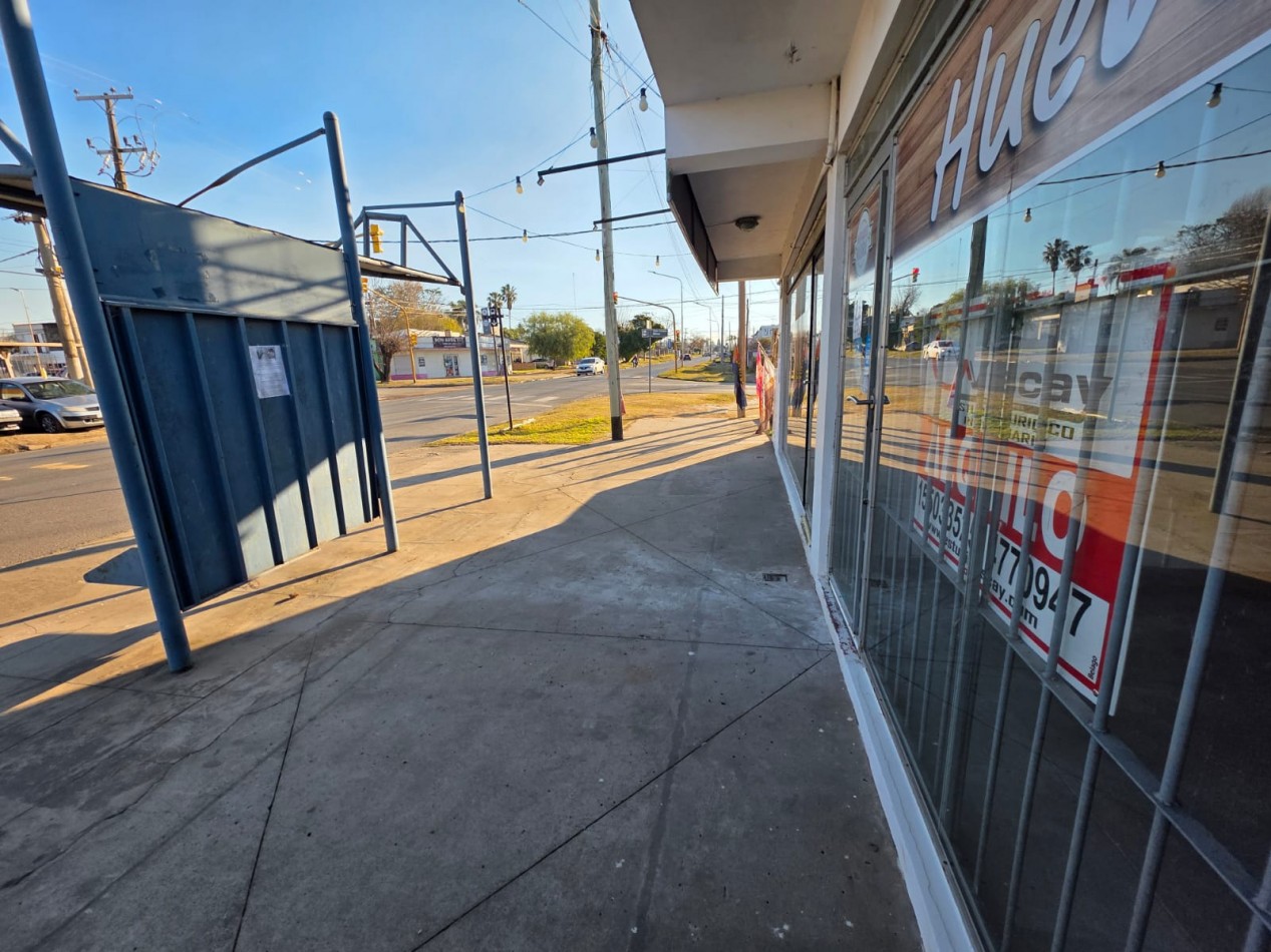 ALQUILO LOCAL EN AV. NEWBERY $290.000 FINAL