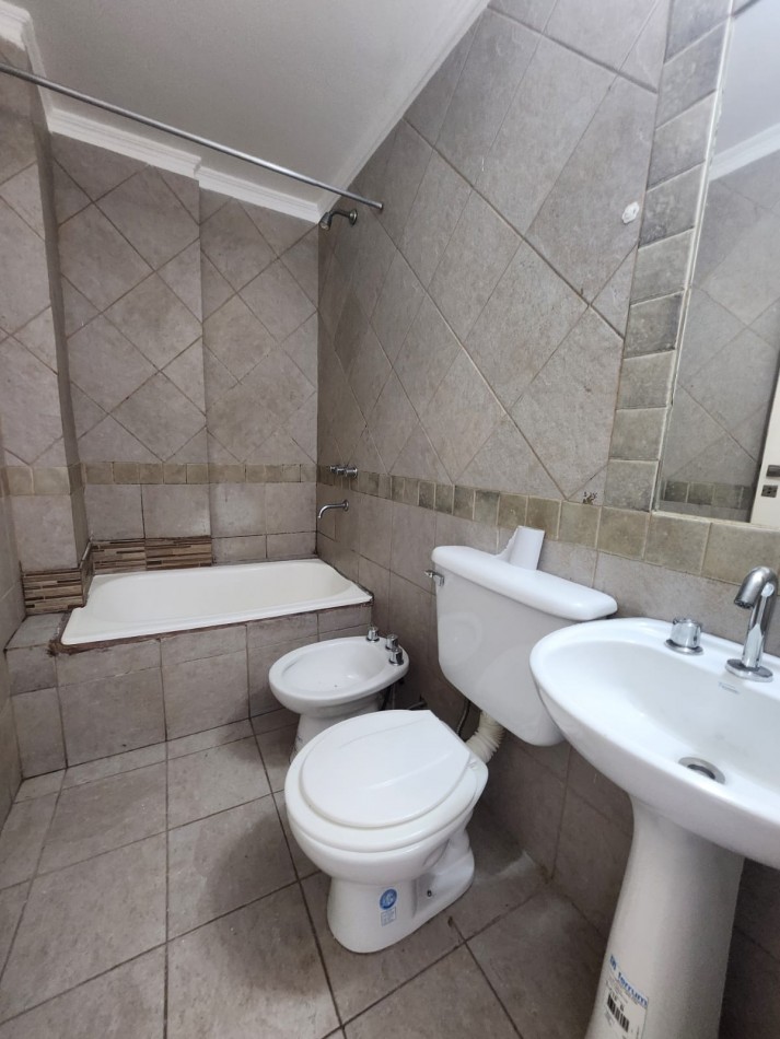 ALQUILO DEPTO 1 DOR MAIPU E ILIA $340.000+EXPENSAS+IMP