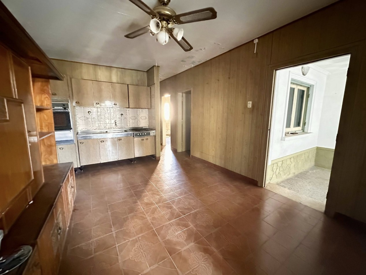 VENDO CASA 2 DORM, 2 COCHERAS. QUINCHO Y PILETA