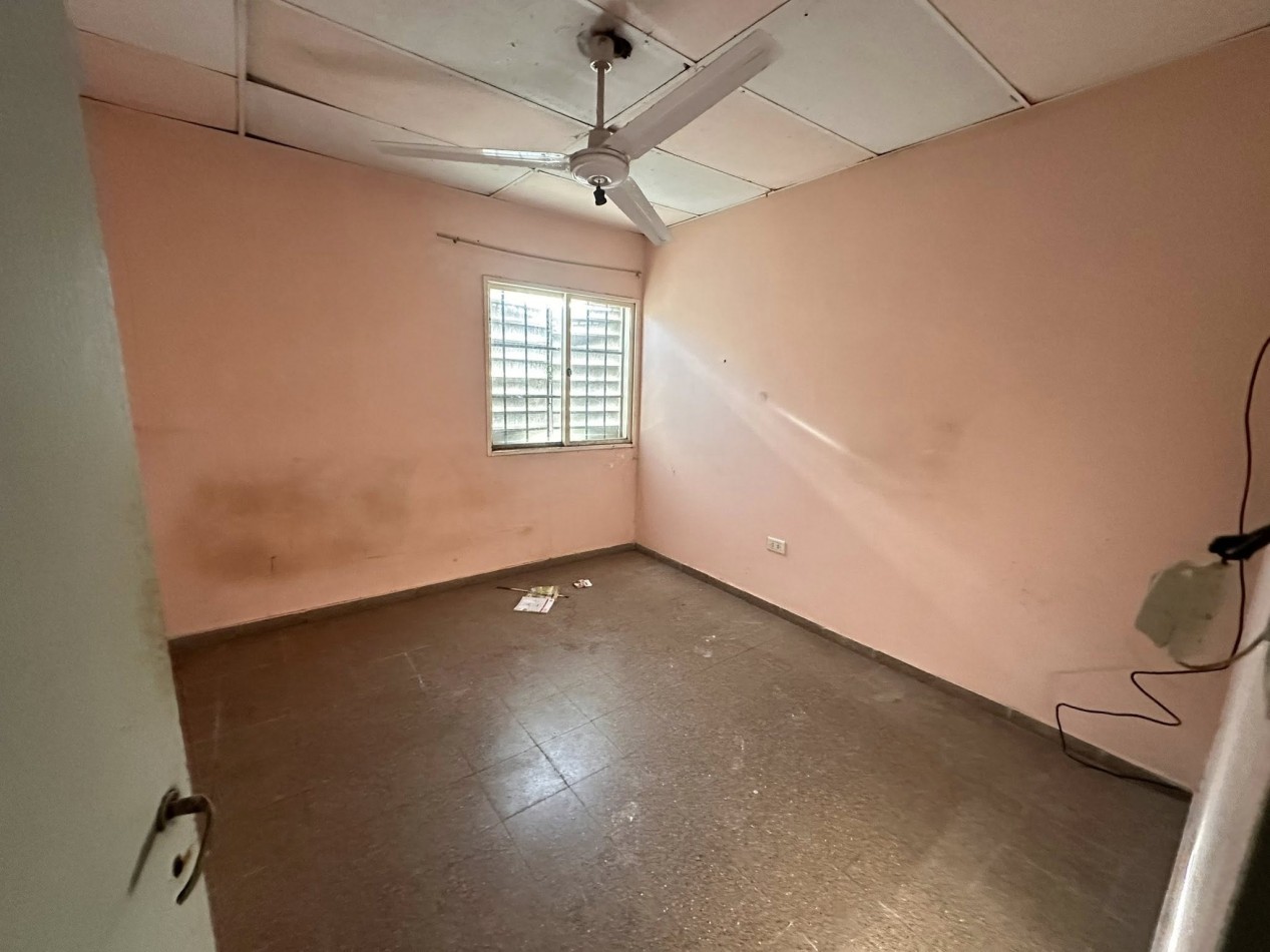 OPORTUNIDAD EN PESOS! DEPTO 3 DORM A RECICALR 