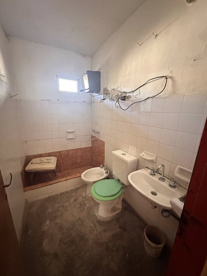 OPORTUNIDAD EN PESOS! DEPTO 3 DORM A RECICALR 
