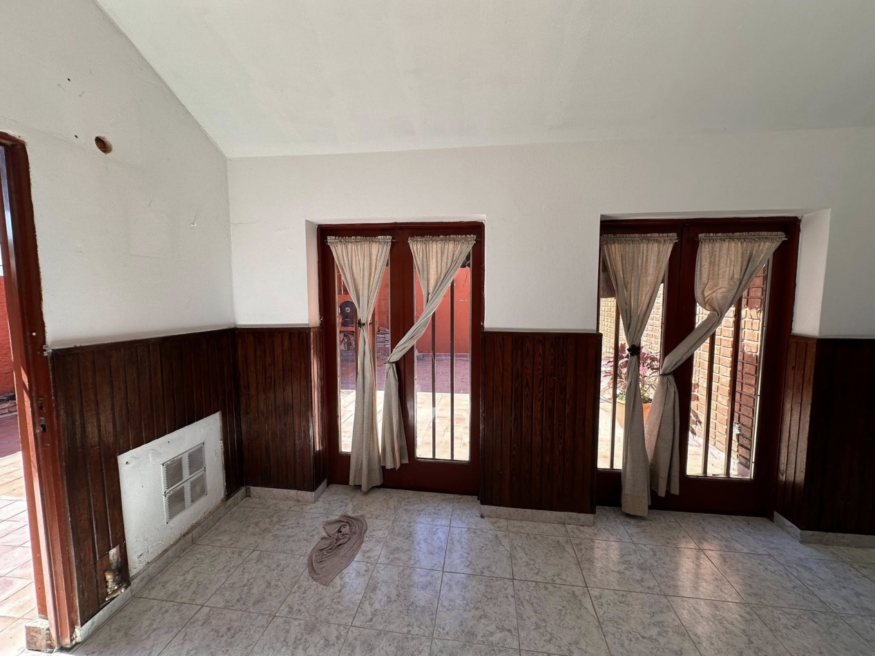 VENDO HERMOSA CASA 3 DORM CALLE ALEM