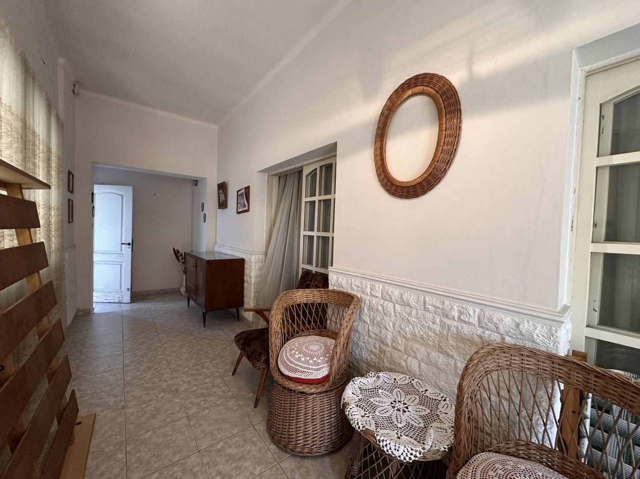 VENDO CASA 3 DORM . LOCAL COMERCIAL. GALPON