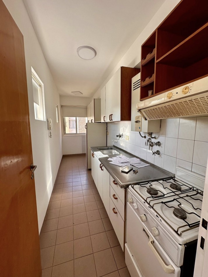 VENDO DEPARTAMENTO DE 3 DORMITORIOS, 2 BAÑOS. U$D 70.000
