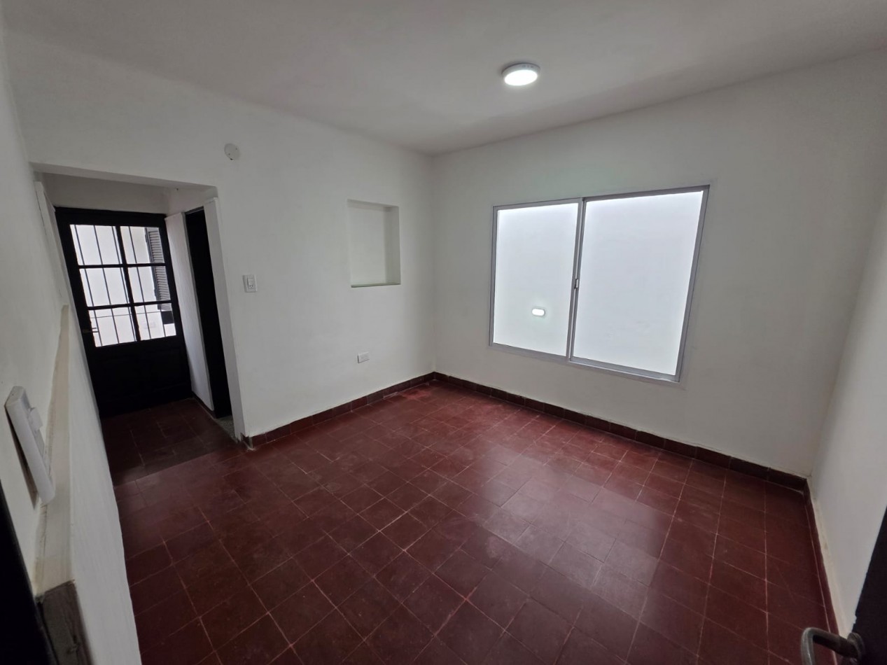 ALQUILO CASA 3 DOR ZONA CENTRO/PARQUE $490.000 FINAL