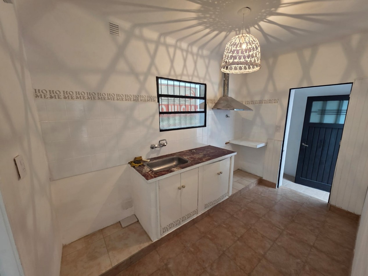 ALQUILO CASA 3 DOR ZONA CENTRO/PARQUE $490.000 FINAL