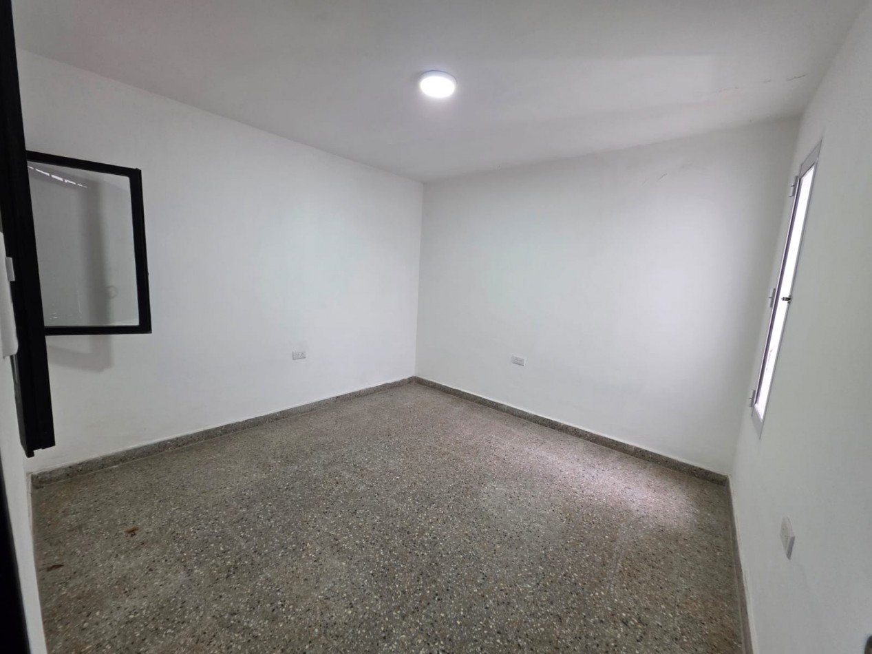 ALQUILO CASA 3 DOR ZONA CENTRO/PARQUE $490.000 FINAL