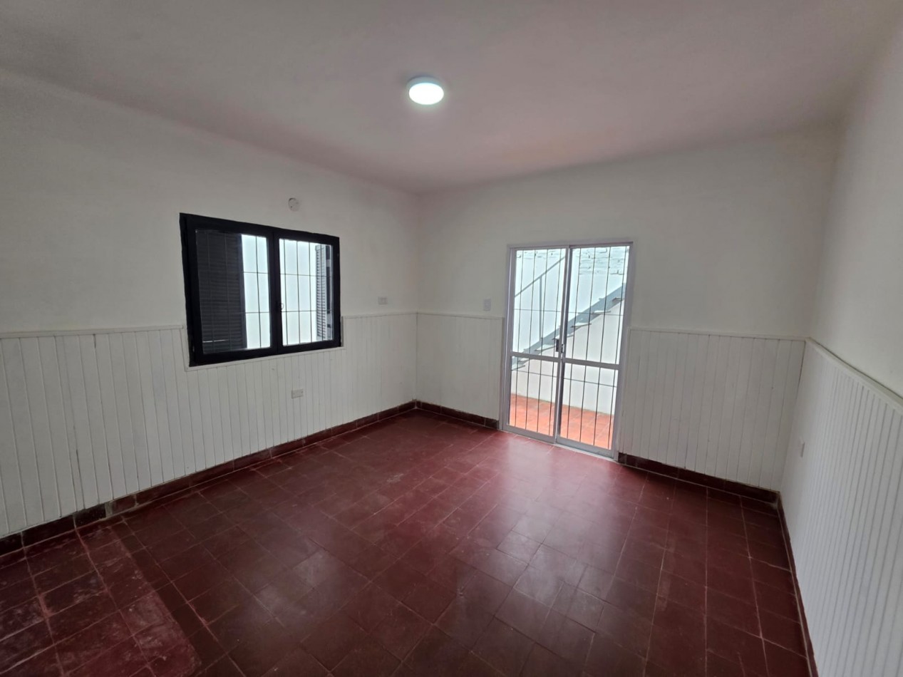 ALQUILO CASA 3 DOR ZONA CENTRO/PARQUE $490.000 FINAL