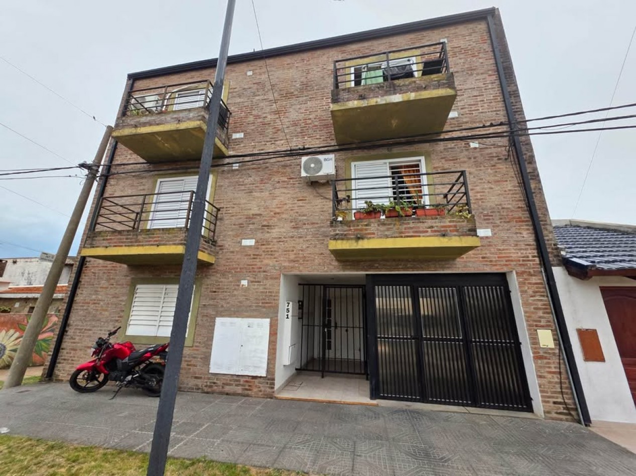 VENDO DEPTO 1 DORMITORIO ZONA UTN 