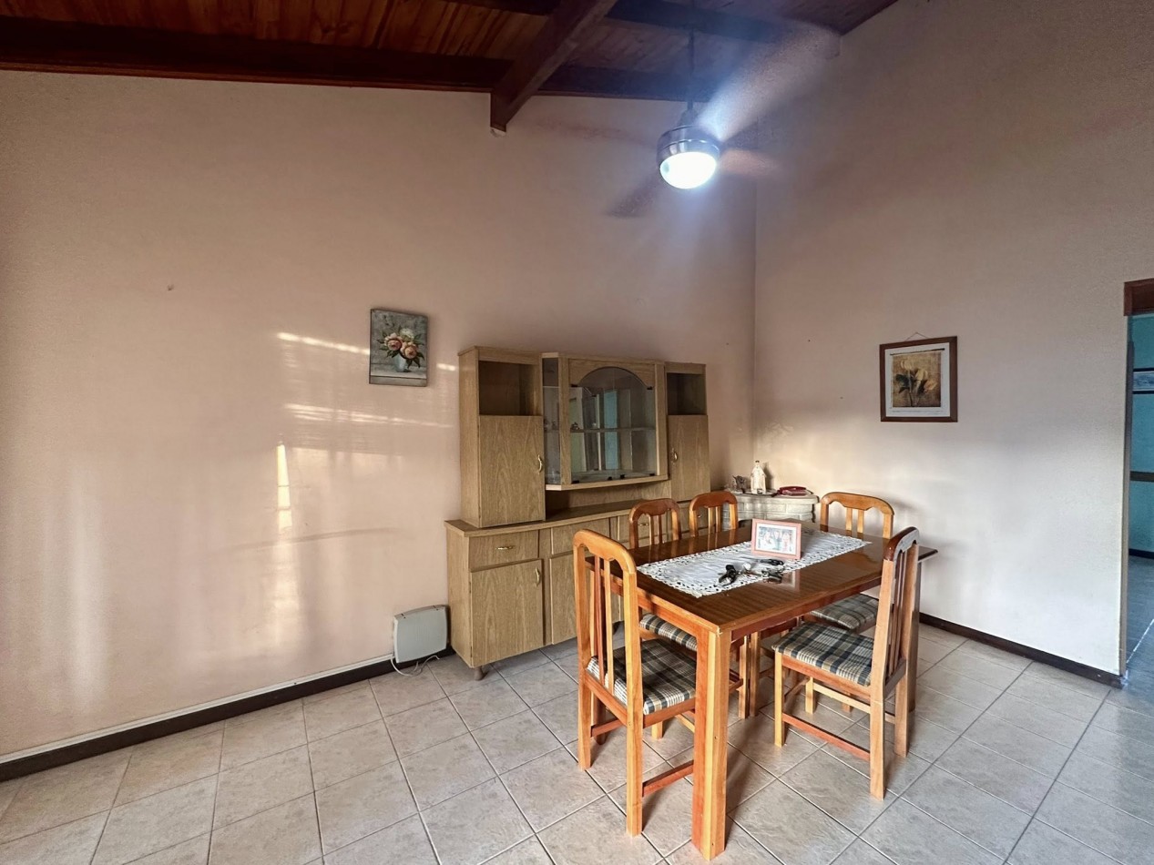 VENDO HERMOSA CASA 2 DORM. ZONA SAROBE