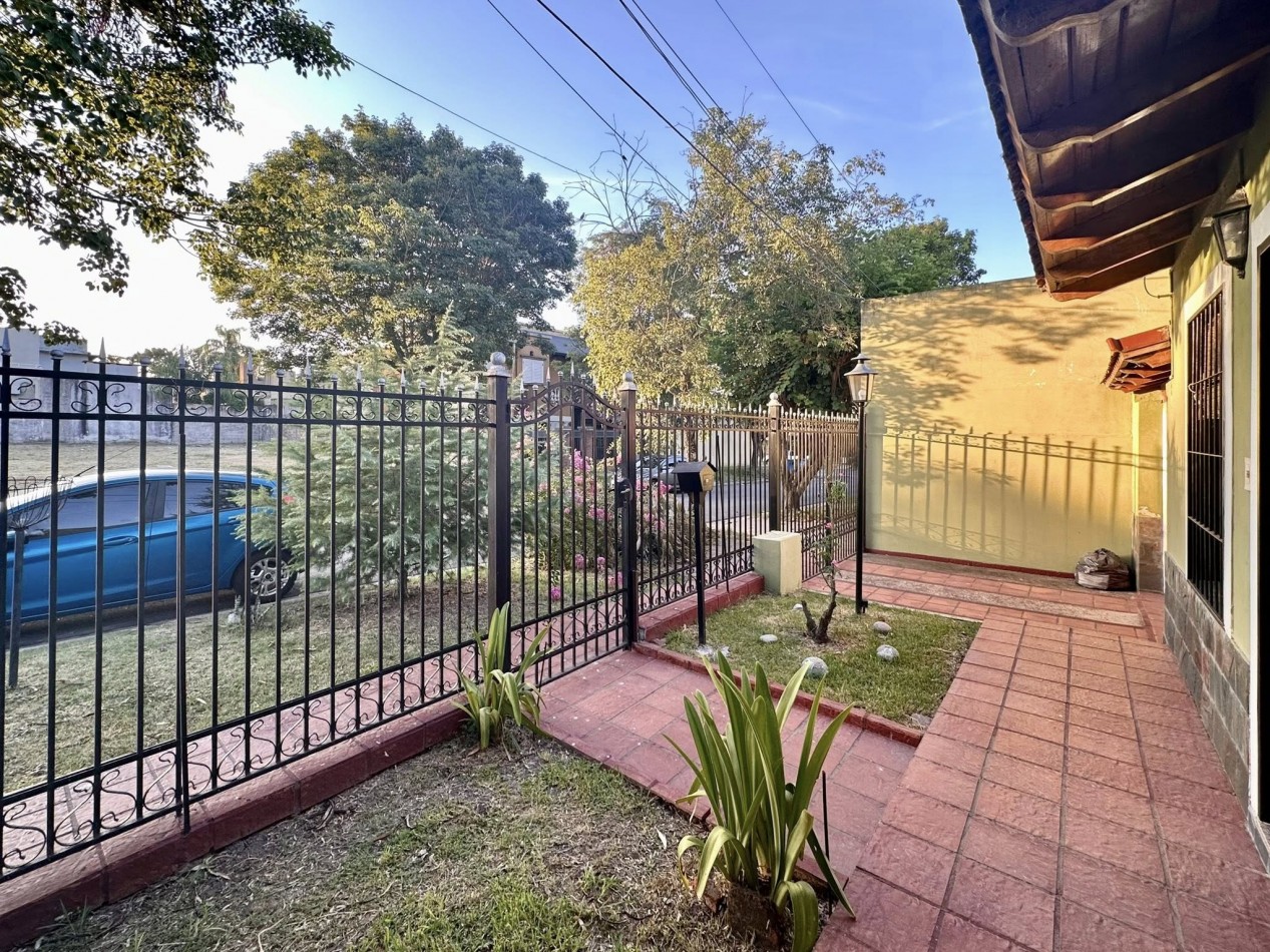 VENDO HERMOSA CASA 2 DORM. ZONA SAROBE