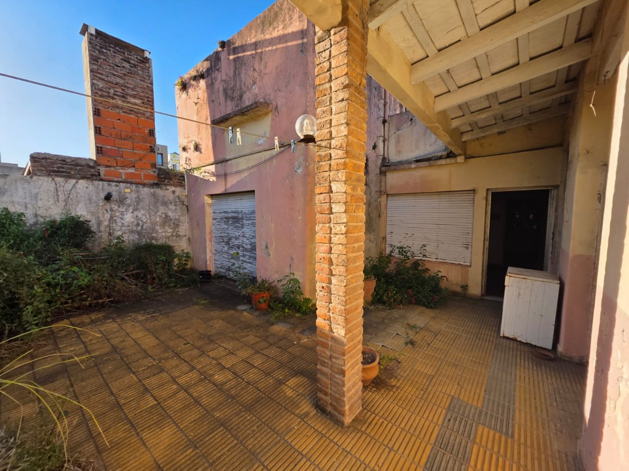 VENDO IMPORTANTE INMUEBLE ZONA PLAZA SAENZ PEÑA. U$D 200.000