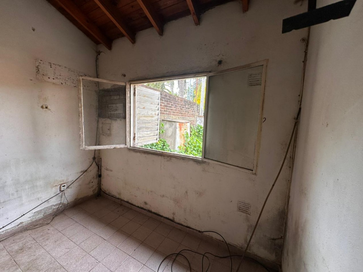 U$S 22.000 VENDO CASA A RECICLAR