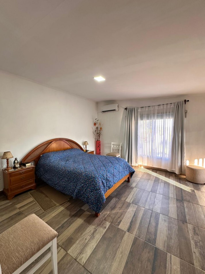 VENDO CASA NUEVA ZONA THOMPSON. 4 DOR, 2 BAÑOS, PILETA U$D 150.000