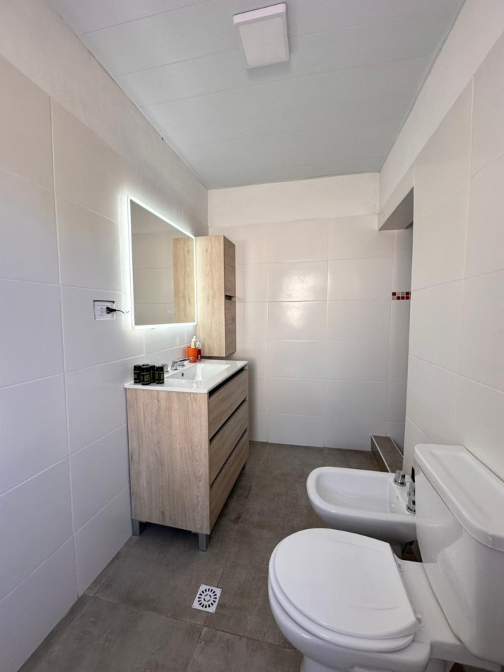 VENDO CASA NUEVA ZONA THOMPSON. 4 DOR, 2 BAÑOS, PILETA U$D 150.000