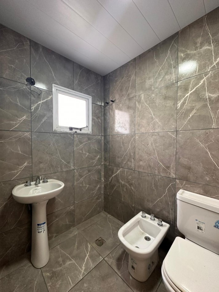 ALQUILO GALPON A ESTRENAR 530 m2 $1.900.000 + LUZ Y AGUA
