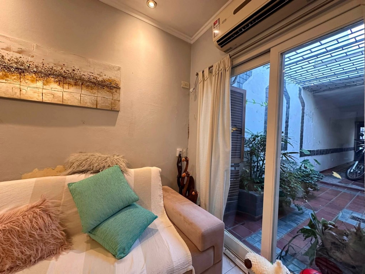 VENDO CASA 3 DORM ZONA PARQUE / CENTRO