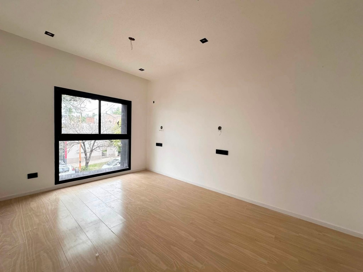 VENDO CASA 3 DORM 3 BAÑOS A ESTRENAR