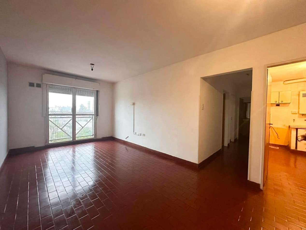 VENDO DEPTO 2 DORMITORIOS CON COCHERA
