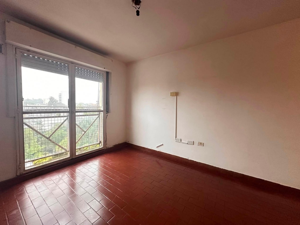 VENDO DEPTO 2 DORMITORIOS CON COCHERA