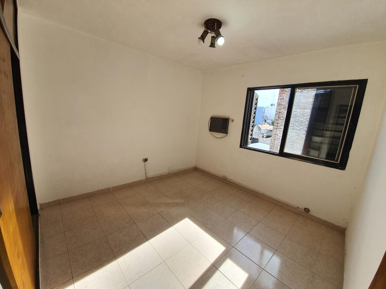ALQUILO DEPTO 1 DORM $350.000 + EXP + TASAS. ZONA CENTRO