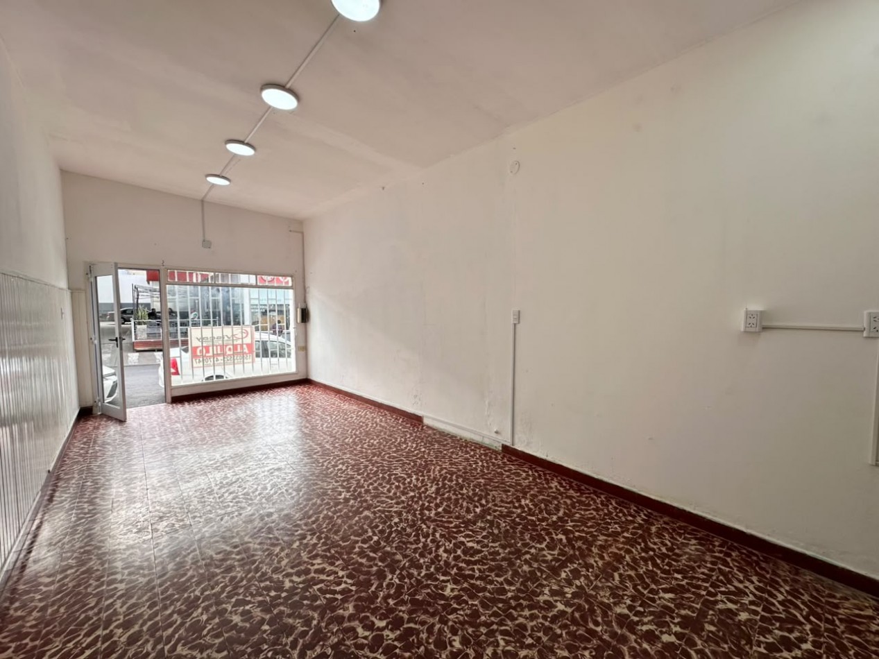 ALQUILO LOCAL COMERCIAL ZONA ALMAFUERTE $290.000 FINAL