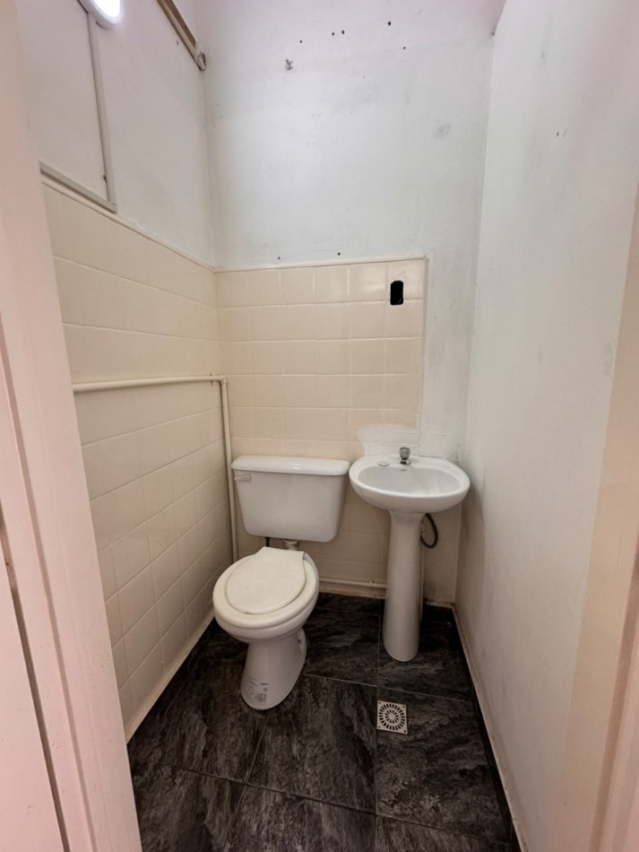 ALQUILO LOCAL COMERCIAL ZONA ALMAFUERTE $290.000 FINAL