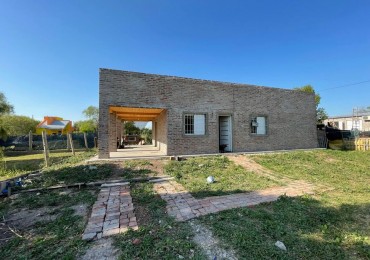 VENDO CASA QUINTA EN ORO VERDE ZONA INTA