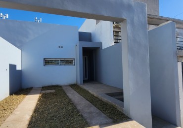 ALQUILO CASA 2 DORMITORIOS $600.000 FINALES