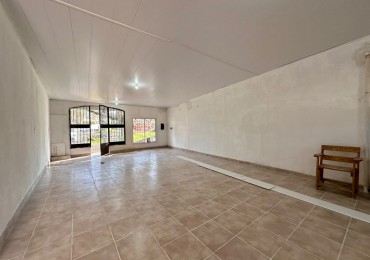ALQUILO LOCAL COMERCIAL EN AV DE LAS AMERICAS $700.000